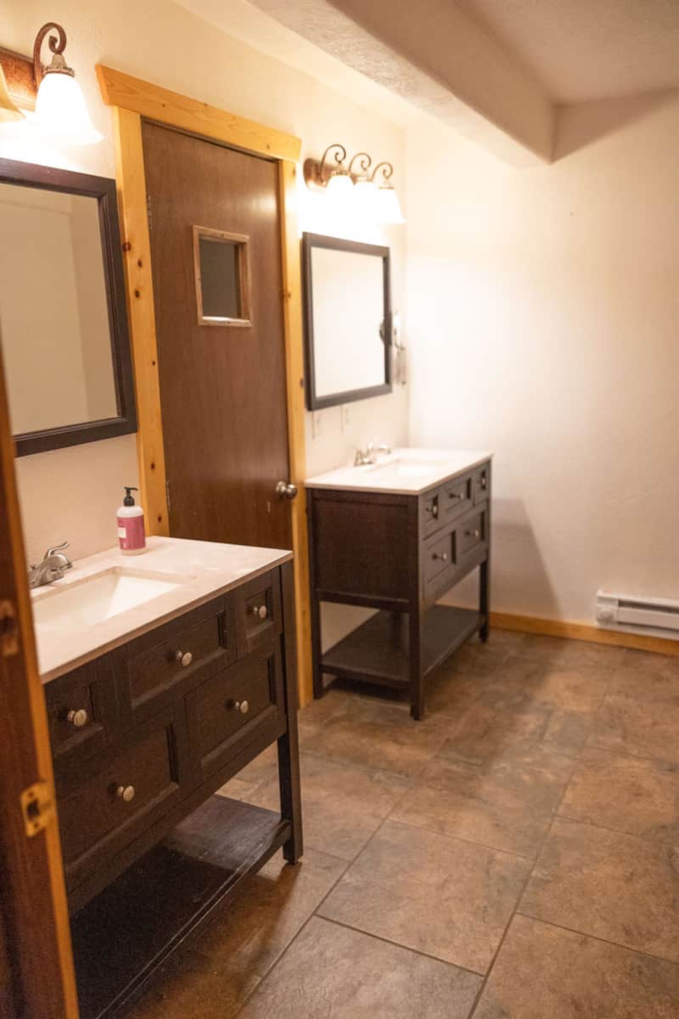 The Wagon Box Lodge